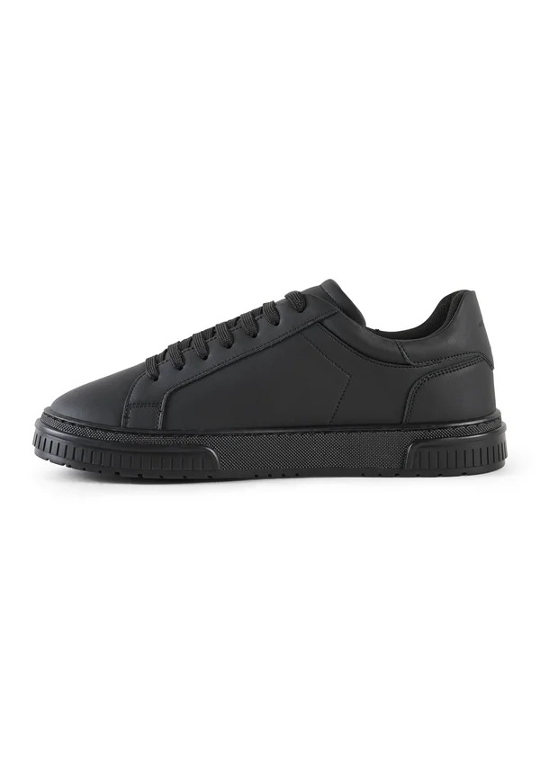 THEO IN COATED LOGO ACCENTS ON  AND RUFFLE RELIEF - Trainers - black