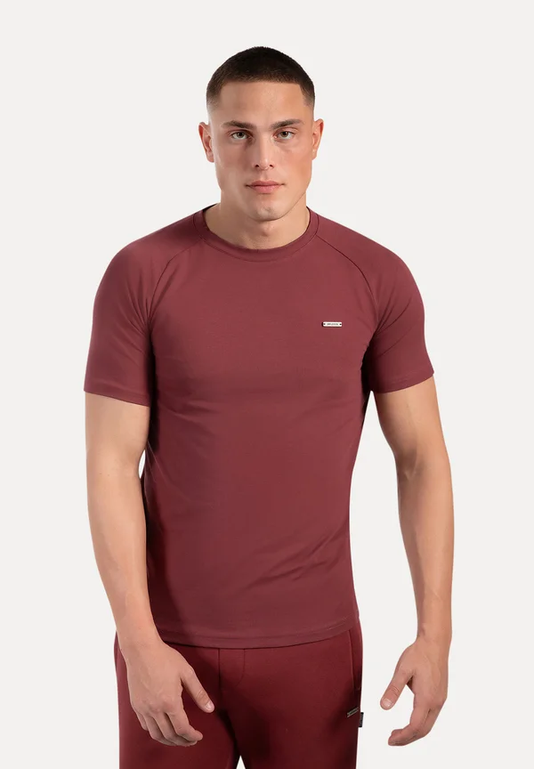 THILO BASIC TEE - Fitness / Yoga - bordeaux