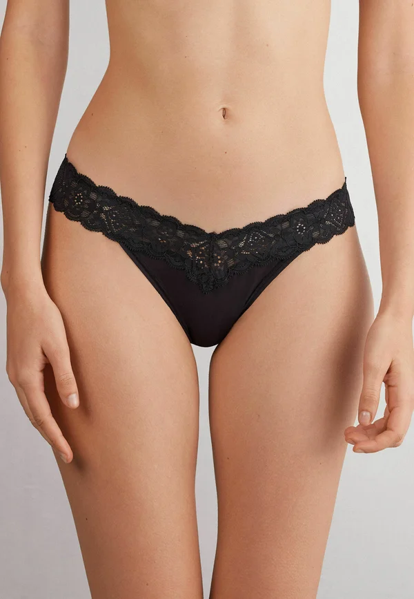 Thong - black
