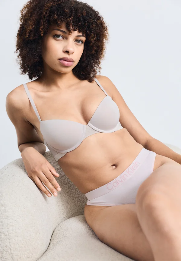 THONG - Thong - eggshell pink