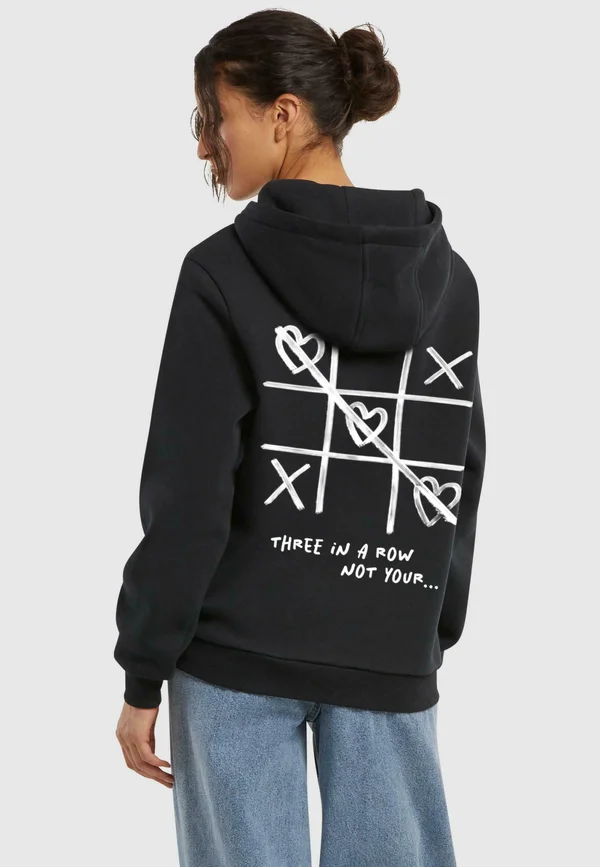 THREE IN A ROW - Hoodie - black
