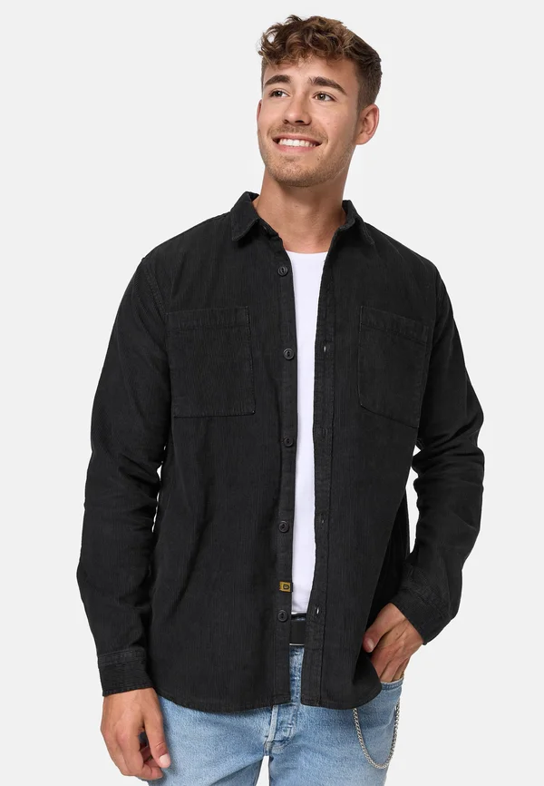 THYGE - Shirt - black