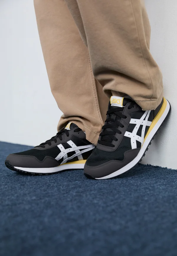 TIGER RUNNER II UNISEX - Trainers - black/white