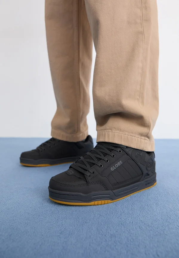 TILT - Skate shoes - dark shadow/phantom