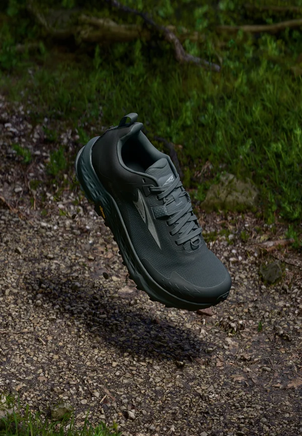 TIMP 5 - Trail running shoes - black