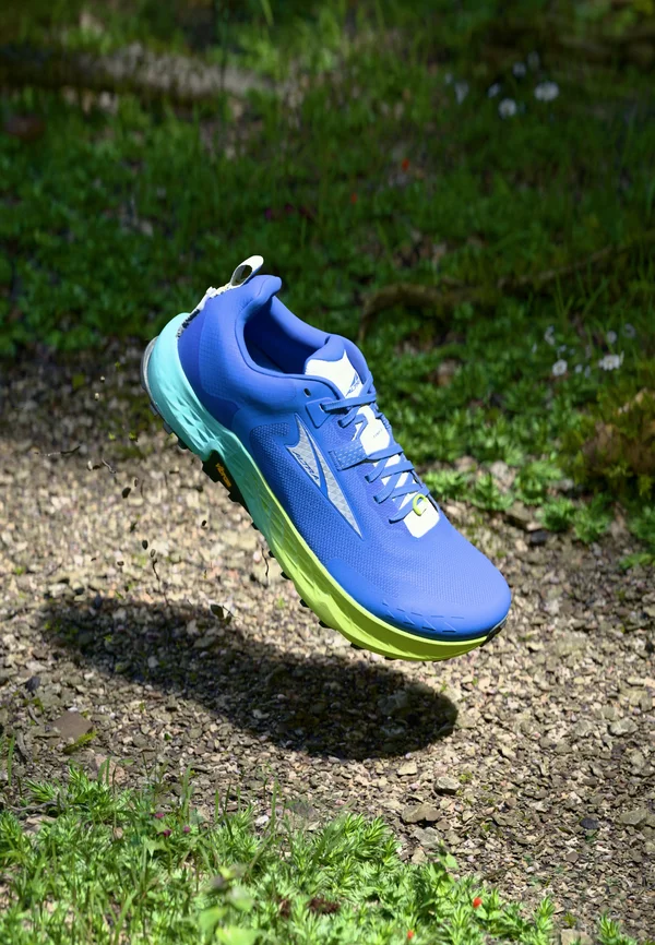 TIMP 5 - Trail running shoes - blue/lime