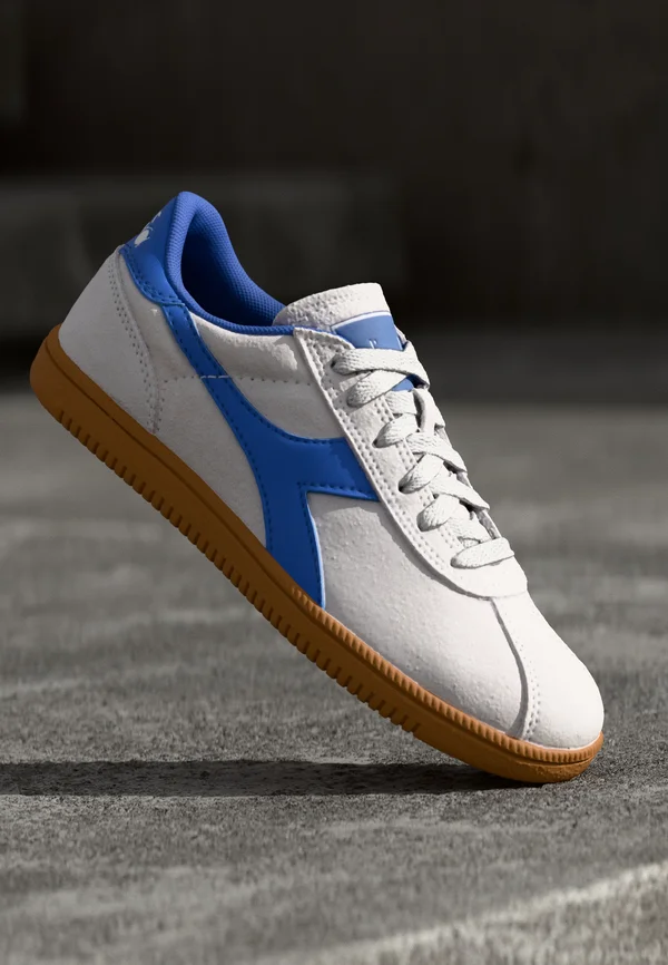 TOKYO UNISEX - Trainers - white/amparo blue