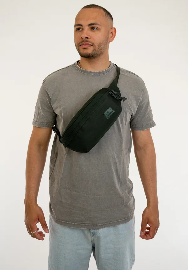 TOM - Bum bag - dunkel oliv