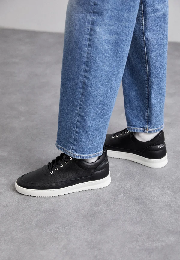 TOP CRUMBS - Trainers - black