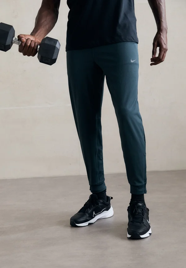 TOTALITY PANT - Tracksuit bottoms - seaweed/black