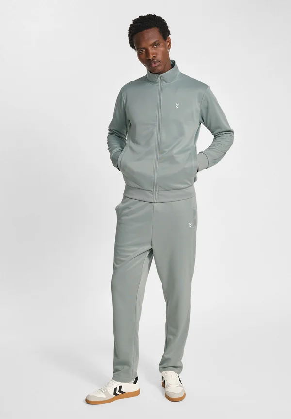 Tracksuit - belgian block