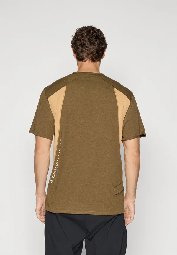 TRAIL - Print T-shirt - meadow moss/sierra sand