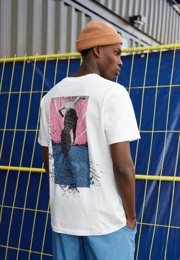 TRAIL TEE - Print T-shirt - off white