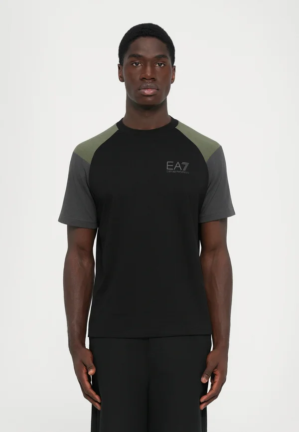 TRAIN ATHLETIC BLOCK TEE - Basic T-shirt - black