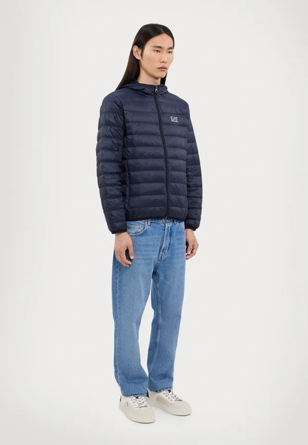 TRAIN CORE LIGHT JACKET - Down jacket - armani blue
