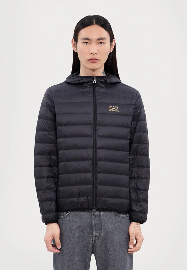 TRAIN CORE LIGHT JACKET - Down jacket - black