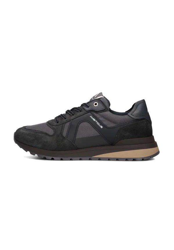 Trainers - am black