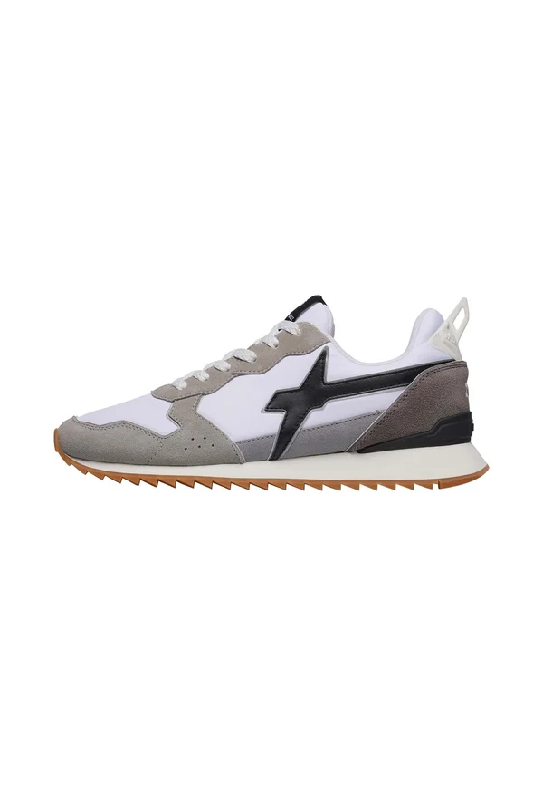 Trainers - beige