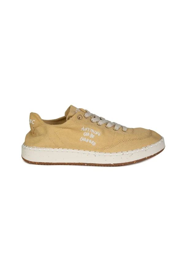 Trainers - beige