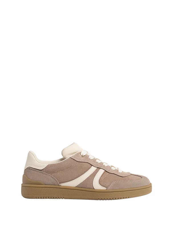 Trainers - beige