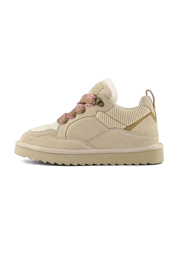 Trainers - beige