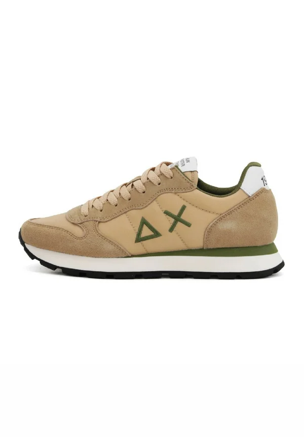 Trainers - beige