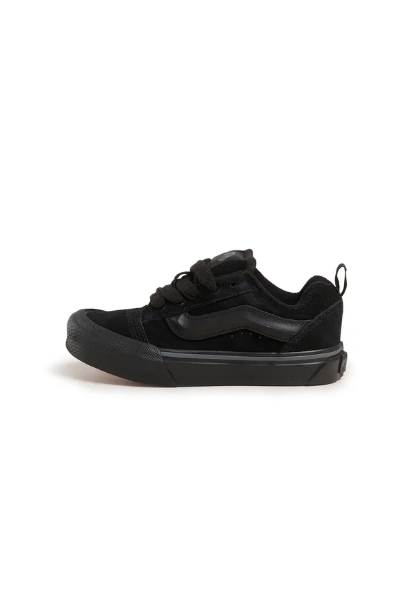Trainers - black castlerock