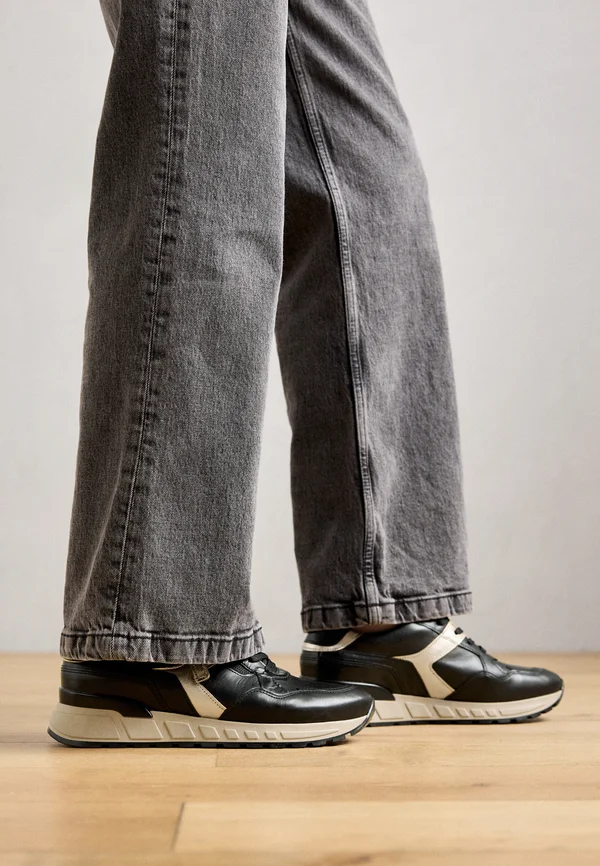 Trainers - black/gold-coloured