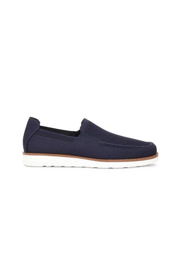 Trainers - blue