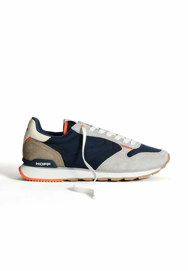 Trainers - blue