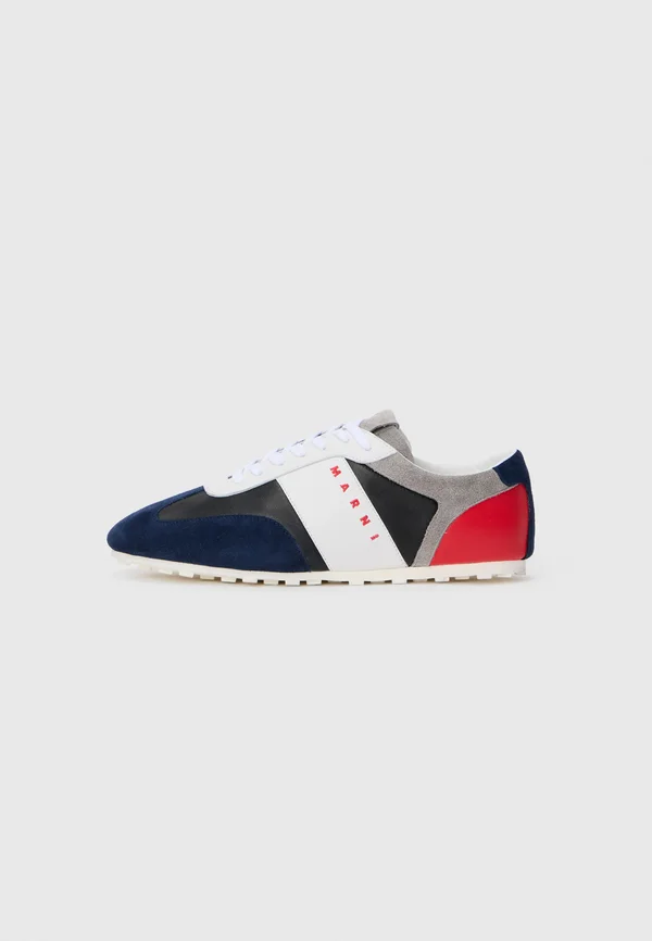 Trainers - blue/black/white/grey/red