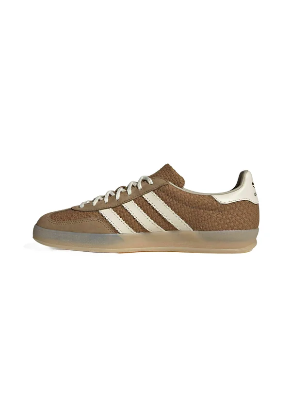 Trainers - braun