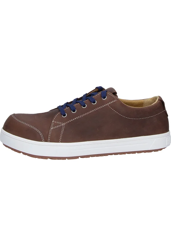 Trainers - brown
