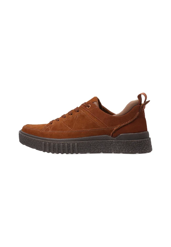 Trainers - brown