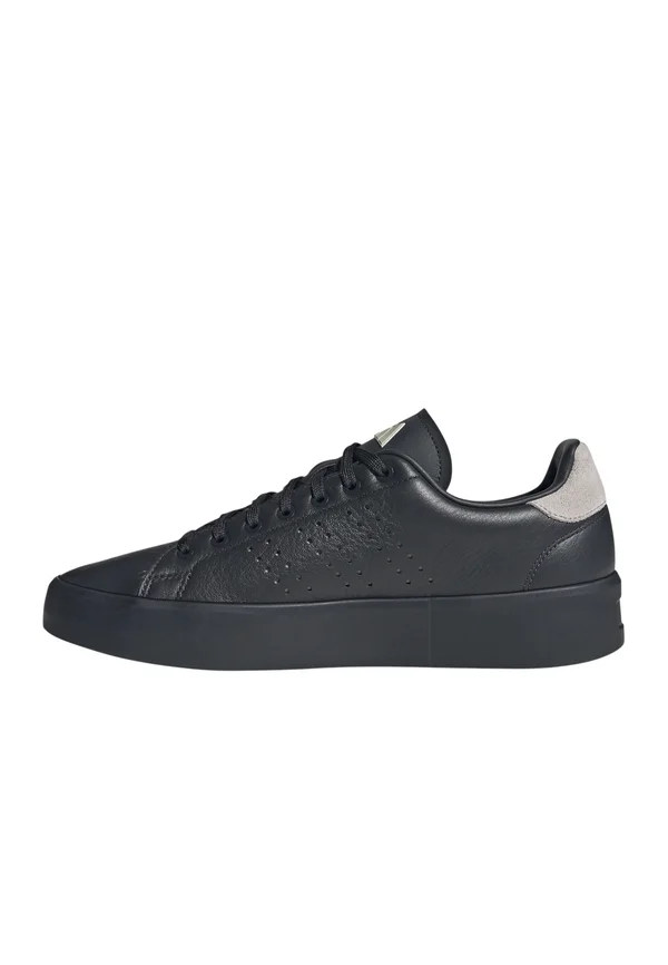 Trainers - carbon alumin alumer