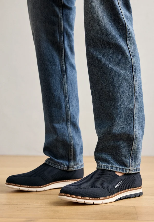 Trainers - dark blue