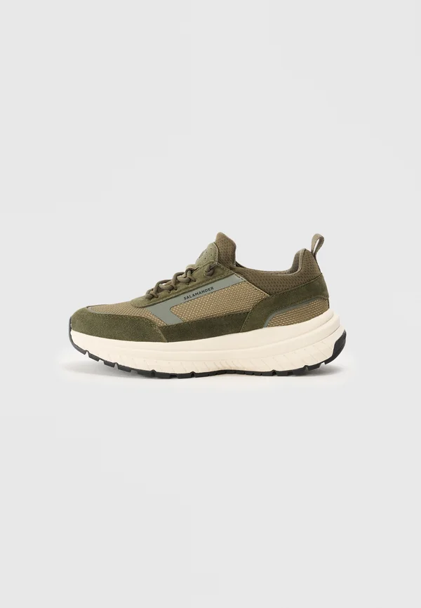 Trainers - dark green