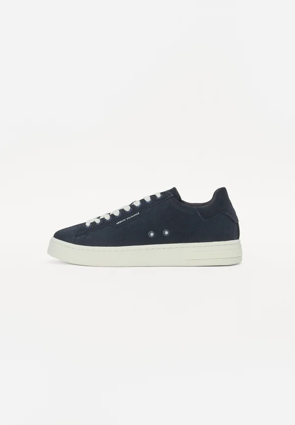 Trainers - deep navy