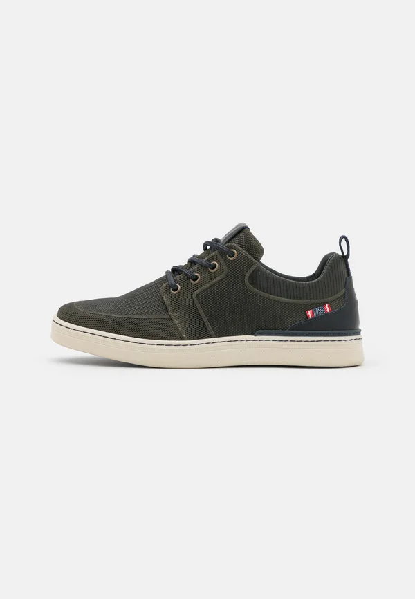 Trainers - green