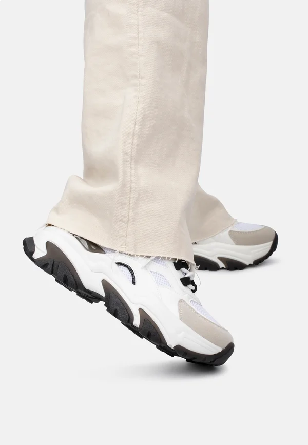 Trainers - grey with combination