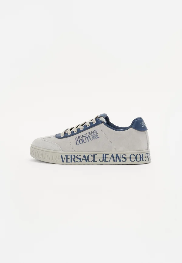 Trainers - grey