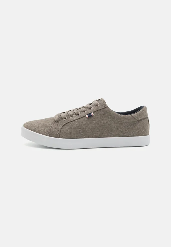 Trainers - grey
