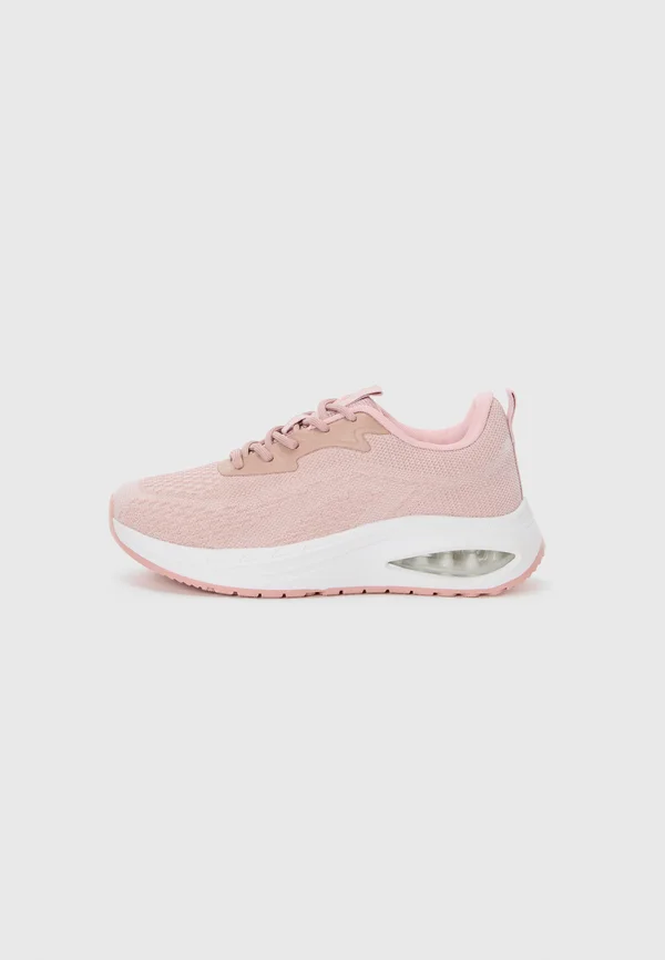 Trainers - light pink