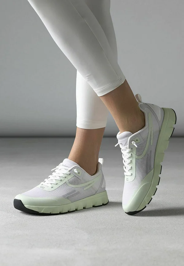 Trainers - mint