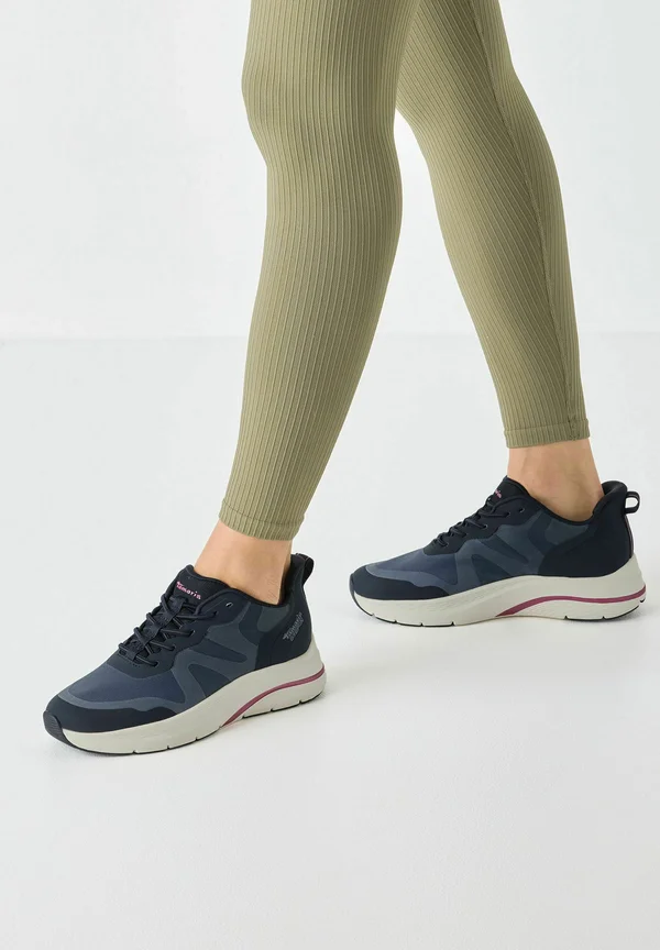 Trainers - navy