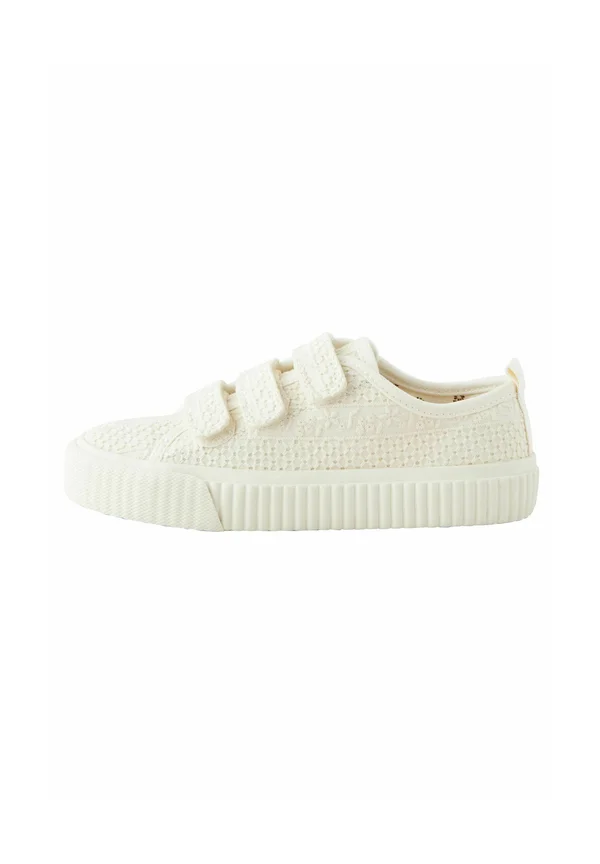 Trainers - neutral white broderie