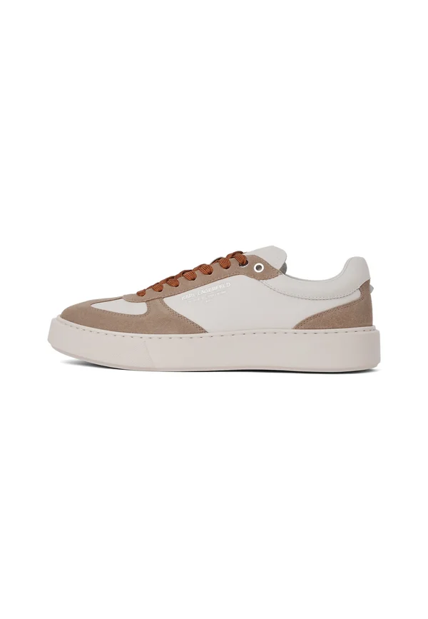Trainers - off white
