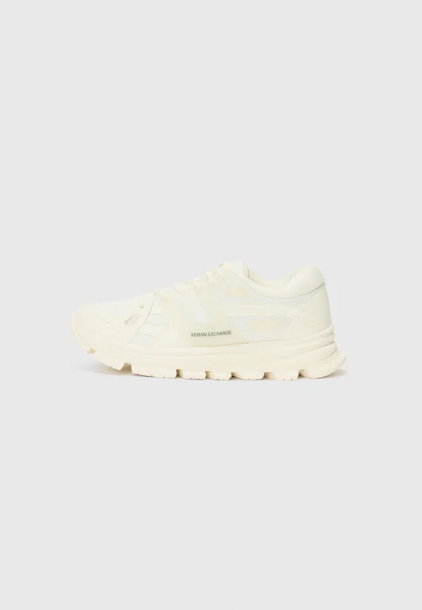 Trainers - off white