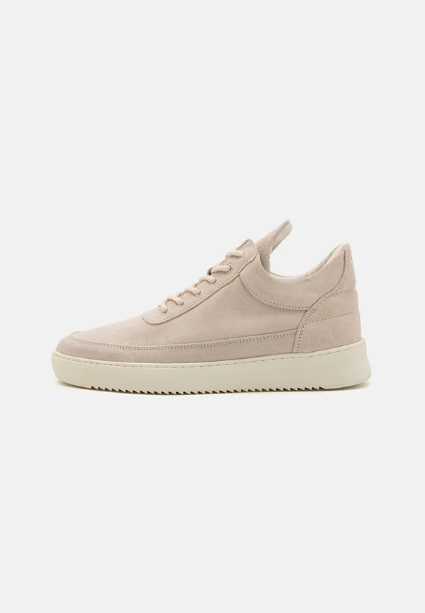 Trainers - off white
