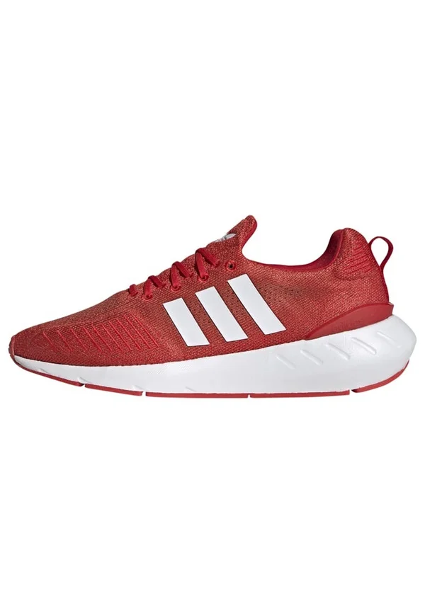 Trainers - red